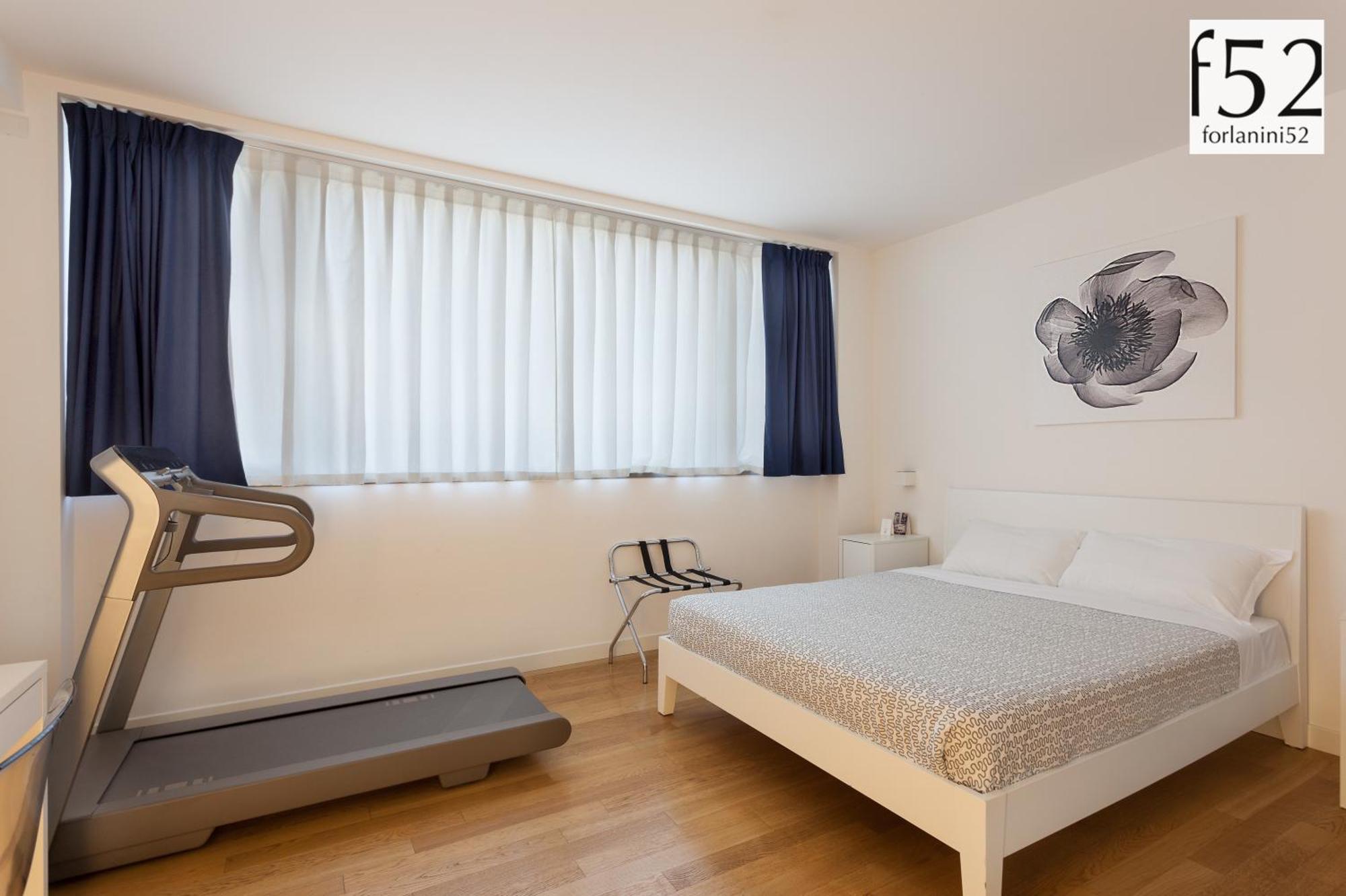 Hotel Forlanini 52 Парма Стая снимка