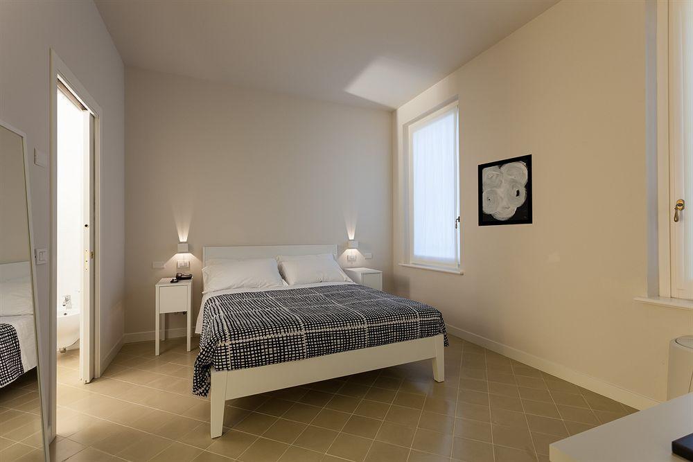 Hotel Forlanini 52 Парма Екстериор снимка