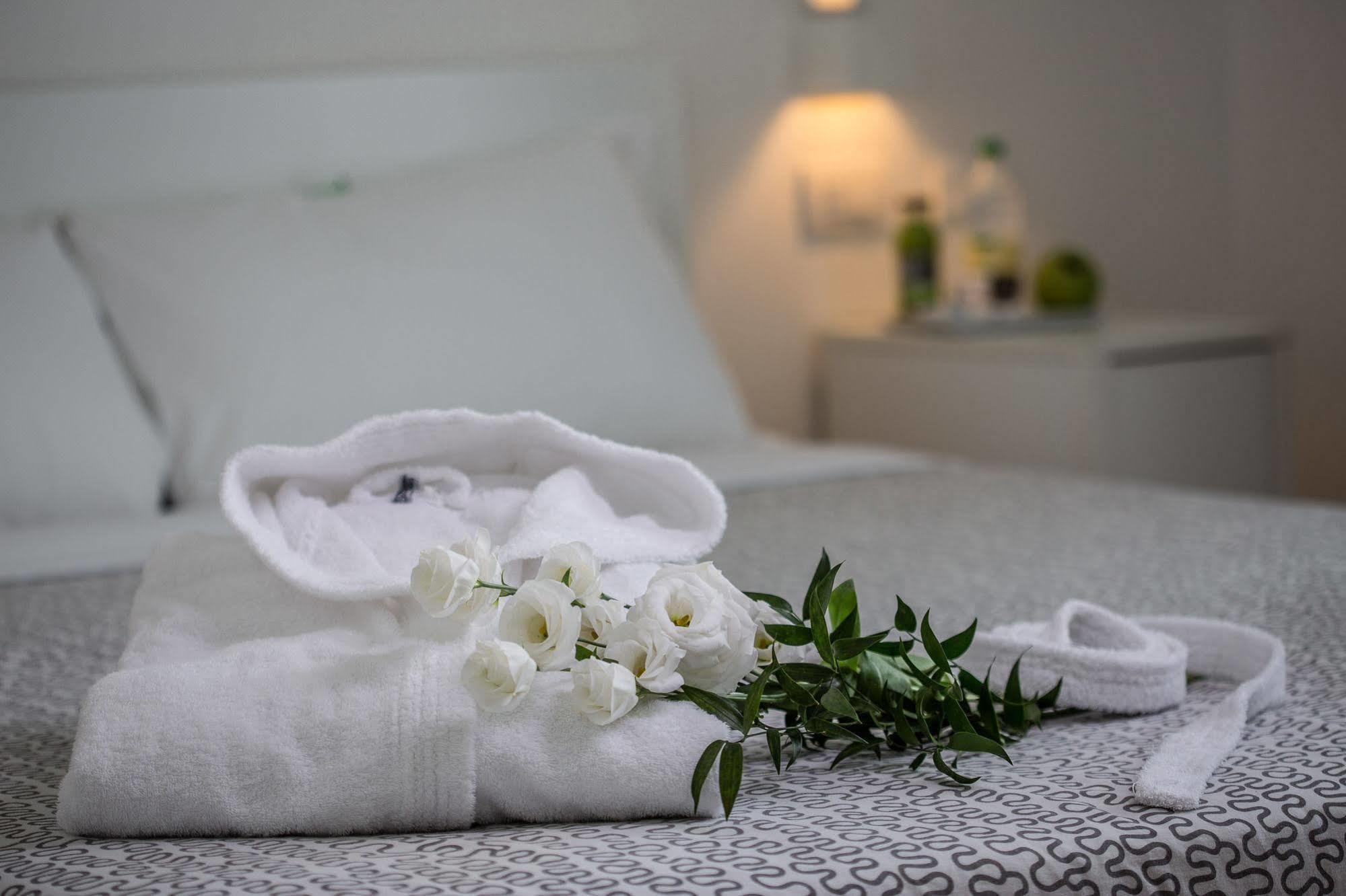 Hotel Forlanini 52 Парма Екстериор снимка